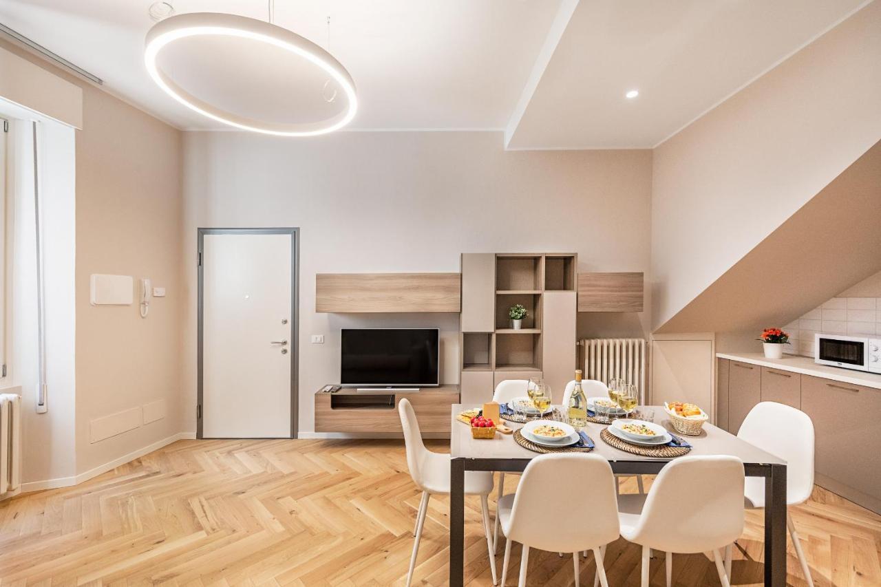 Il Lago Apartments By Wonderful Italy サロ エクステリア 写真