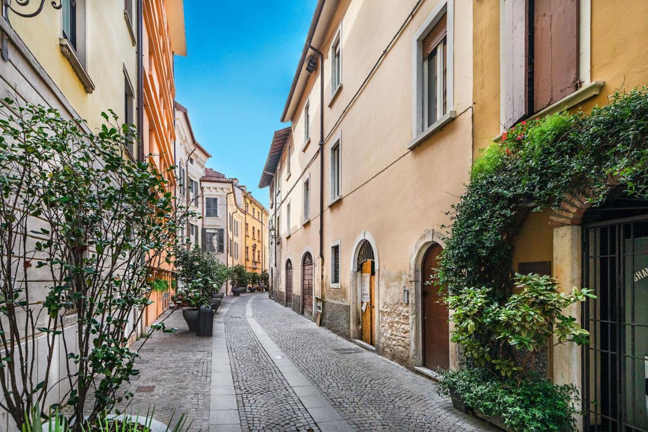 Il Lago Apartments By Wonderful Italy サロ エクステリア 写真